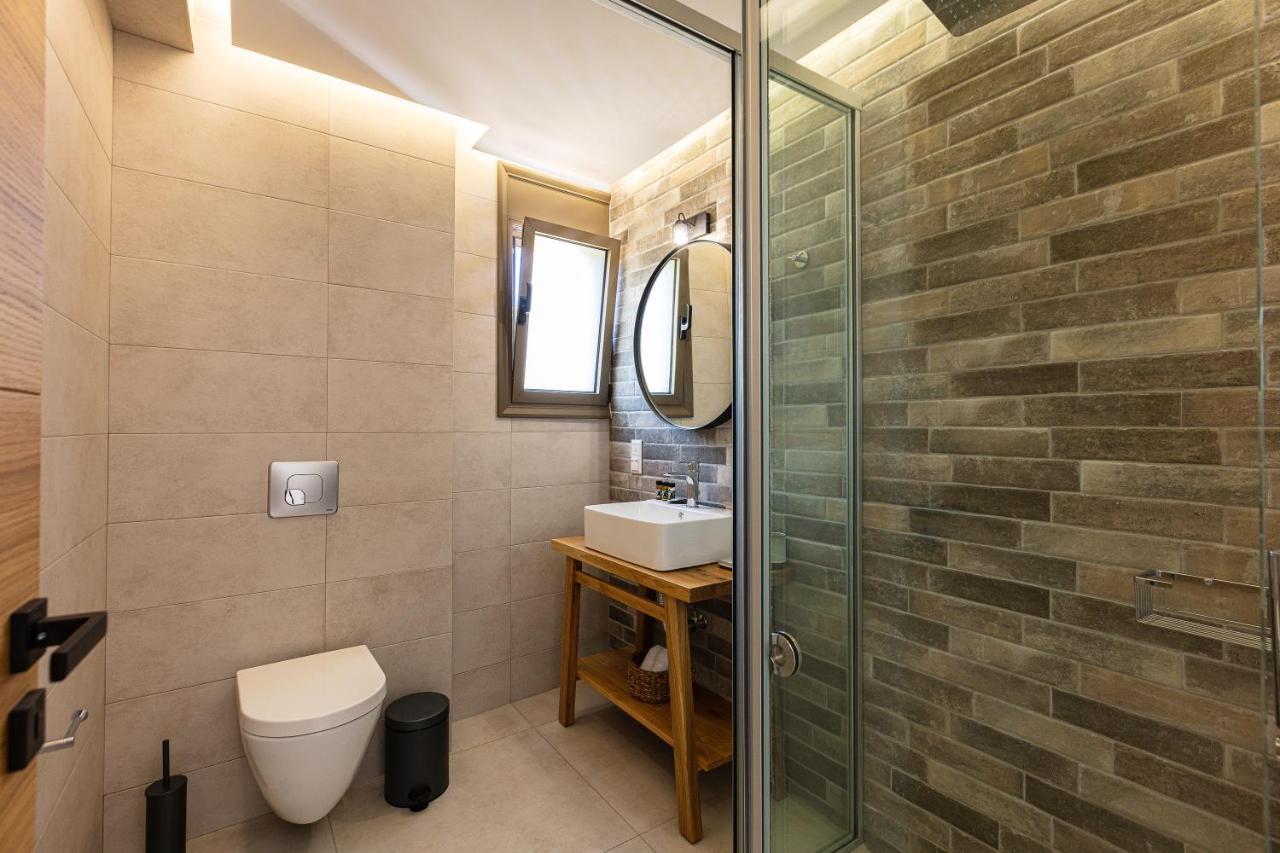 Lagoon Seabreeze Villa, Sumptuous Retreat, By Thinkvilla Pánormos Exteriér fotografie