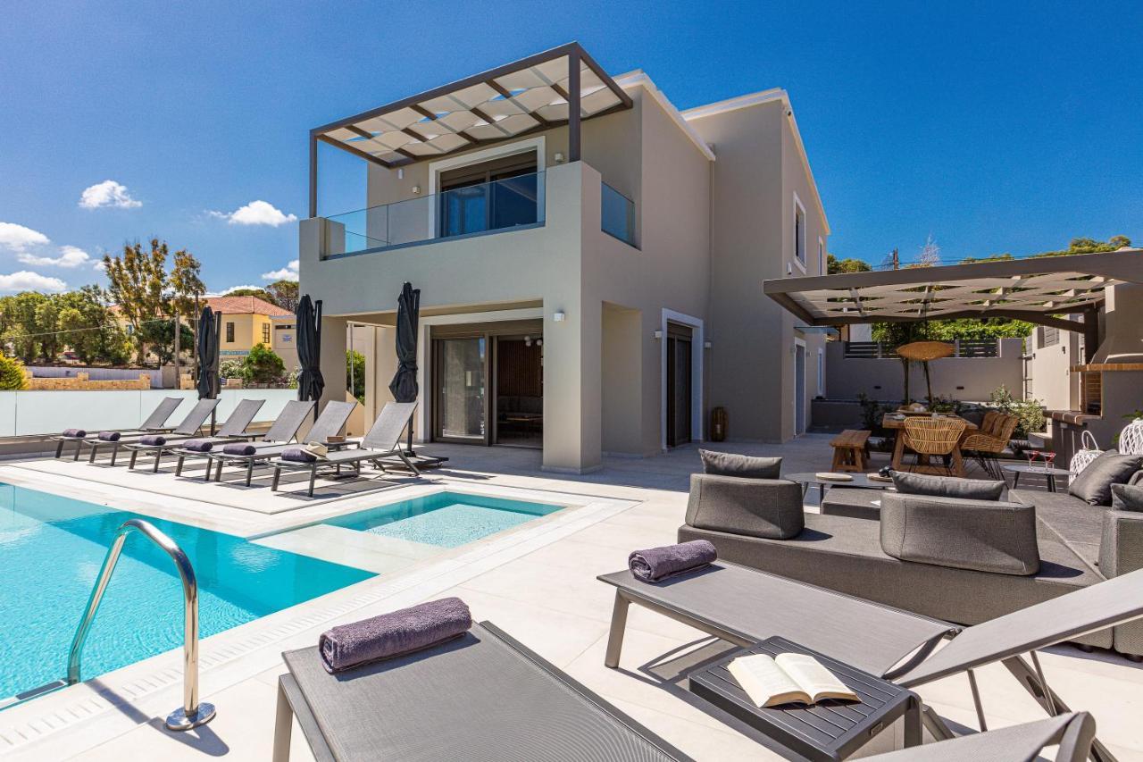Lagoon Seabreeze Villa, Sumptuous Retreat, By Thinkvilla Pánormos Exteriér fotografie