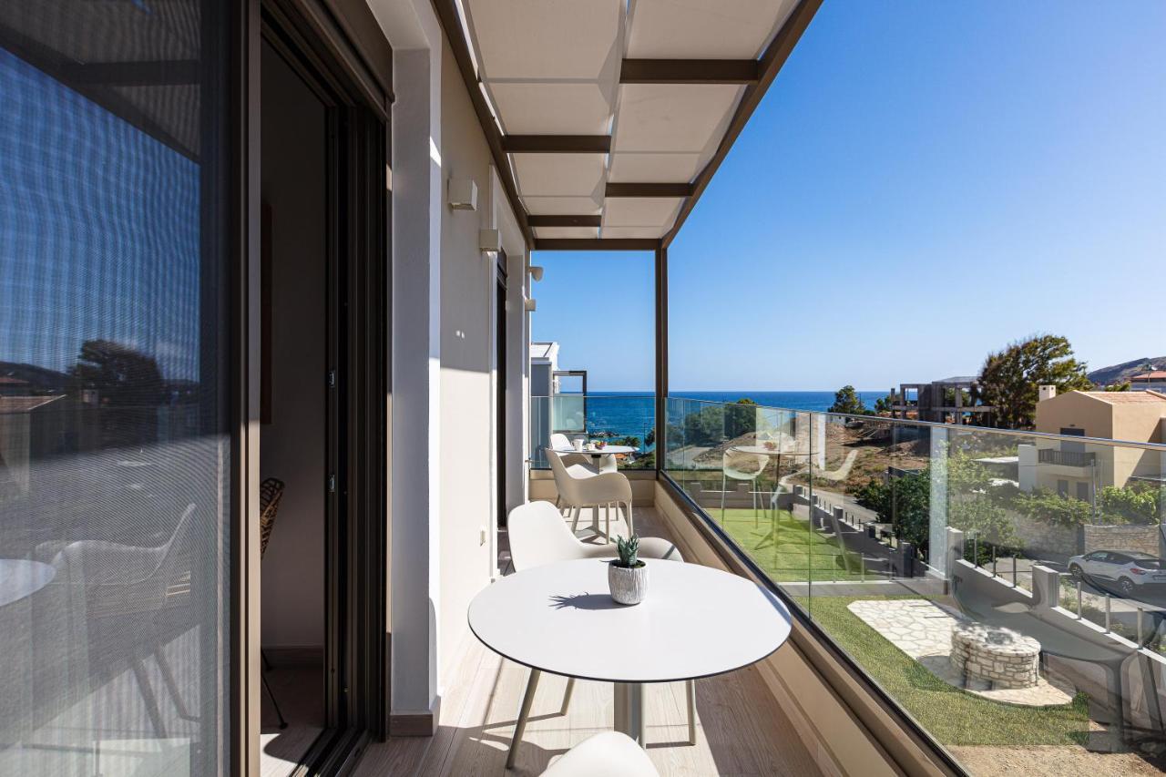 Lagoon Seabreeze Villa, Sumptuous Retreat, By Thinkvilla Pánormos Exteriér fotografie
