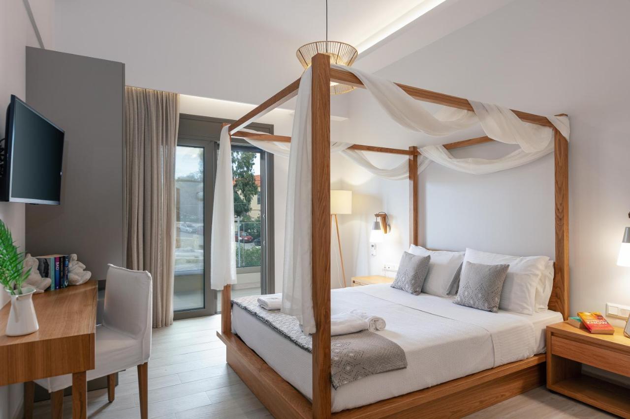 Lagoon Seabreeze Villa, Sumptuous Retreat, By Thinkvilla Pánormos Exteriér fotografie